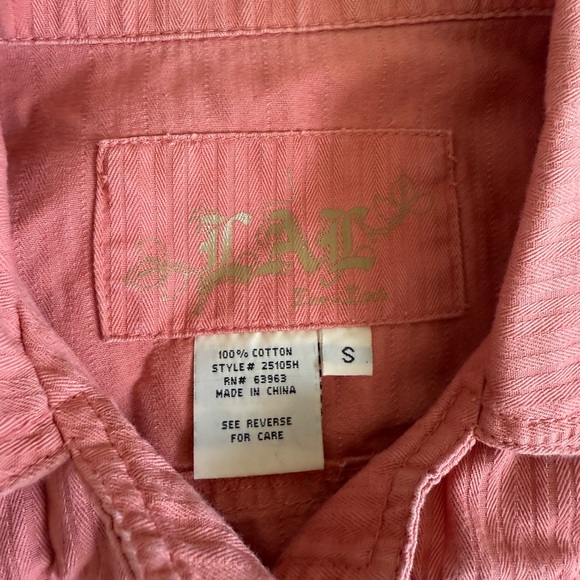 Live a Little Denim Button Up Short Sleeve Shirt Peach Size S Holiday Western - Picture 5 of 8